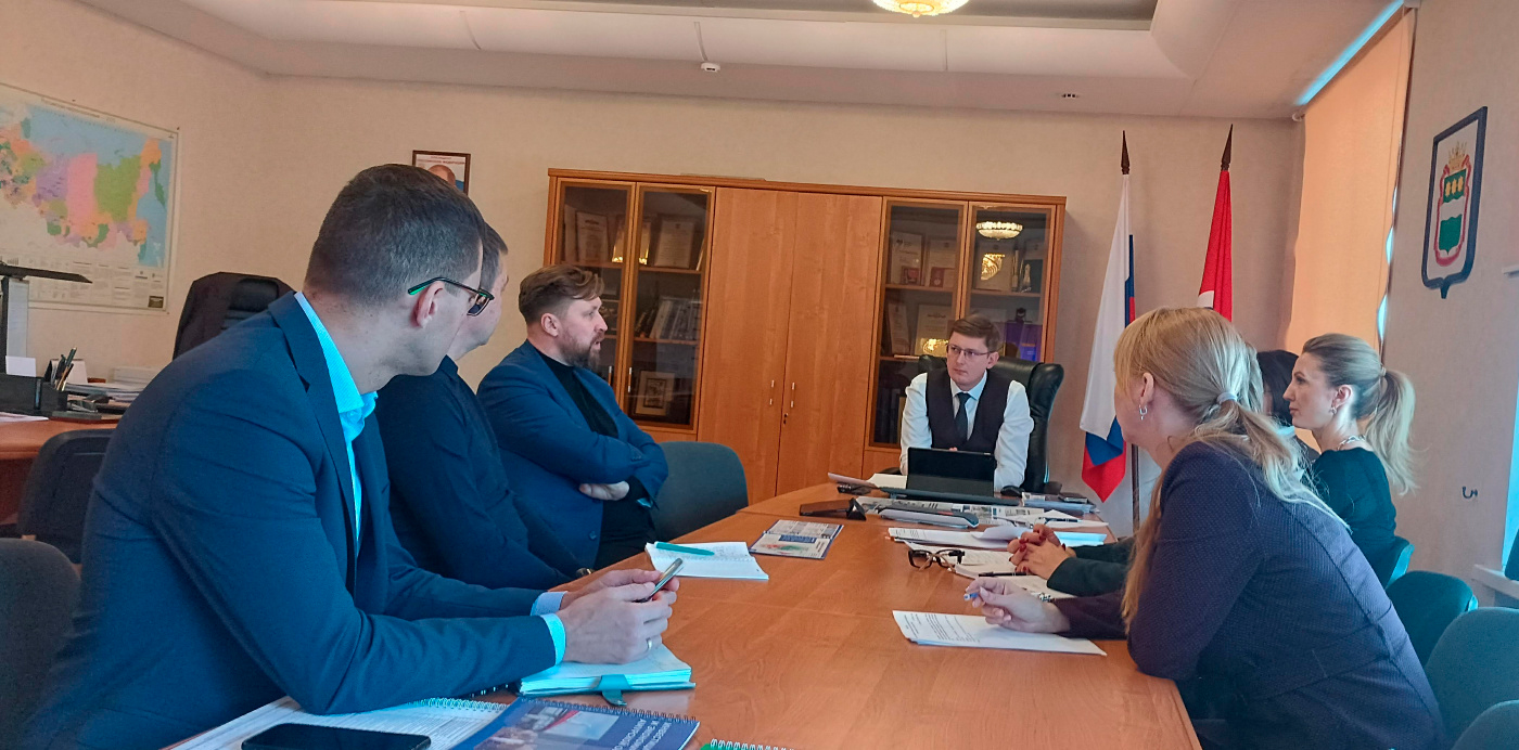 Рабочее совещание по вопросам стимулирования развития полимерной промышленности в Амурской области состоялось в Правительстве региона