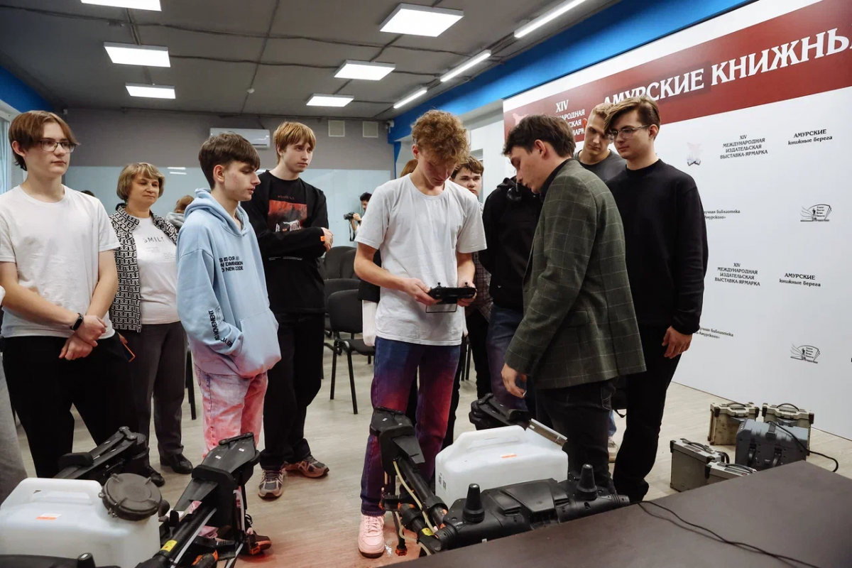 Лекции и интерактивные площадки смогли посетить участники проекта «Амурский беспилотный» в «Точке-кипения-Благовещенск»