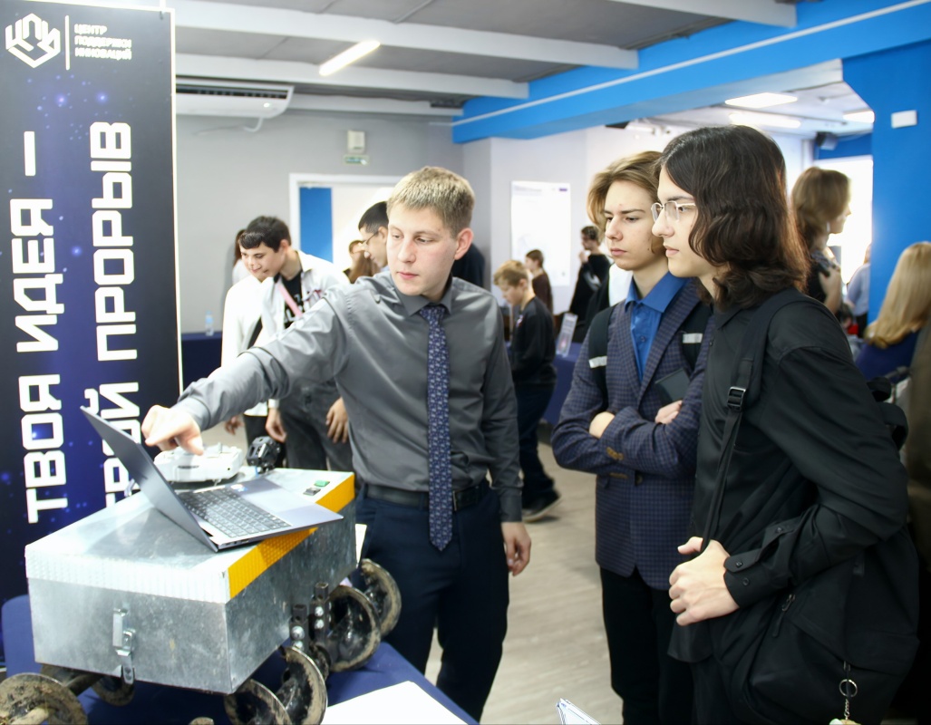 В Благовещенске проходит инновационная выставка-конкурс «АмурТехно»