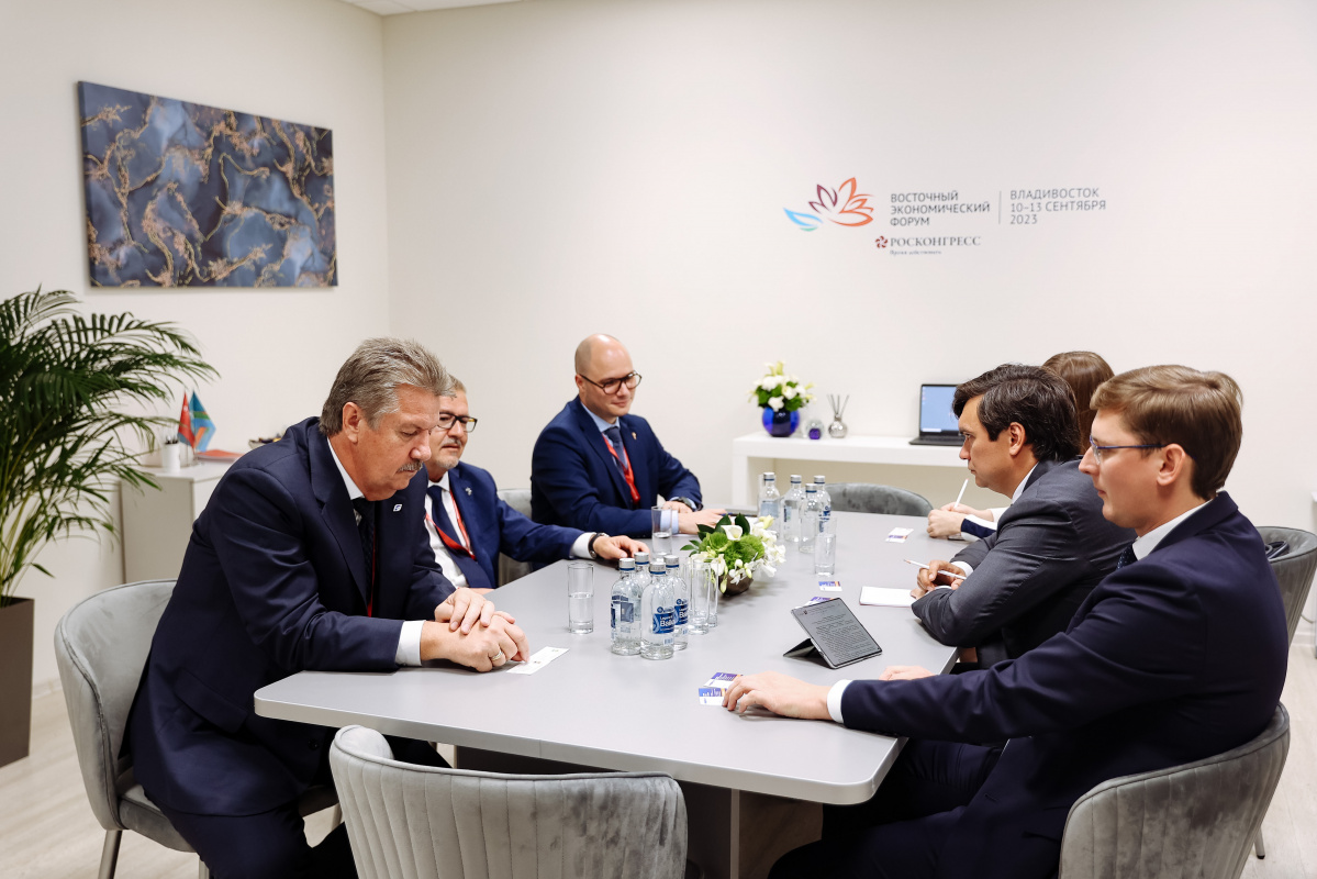 FESCO и Правительство Амурской области займутся развитием логистической инфраструктуры региона